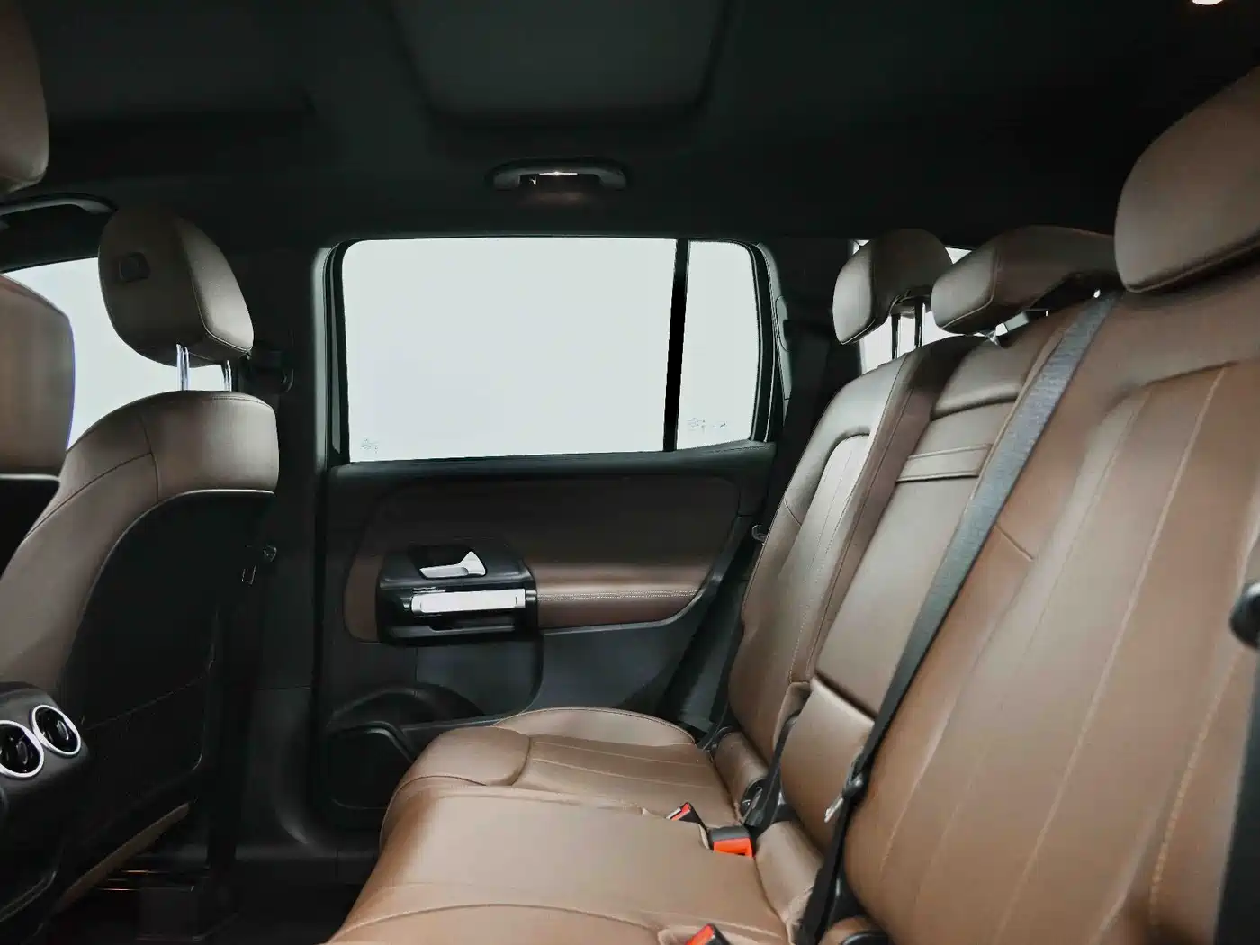 Mercedes-Benz GLB 2024 Facelift GLB 220 Style фото 21