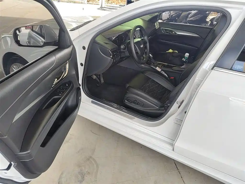 Cadillac ATS-L 2017 28T Technology фото 16