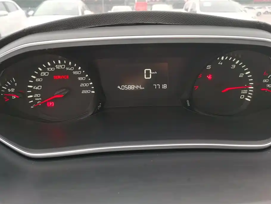 Peugeot 308 2016 1.6L Manual Fashion фото 14