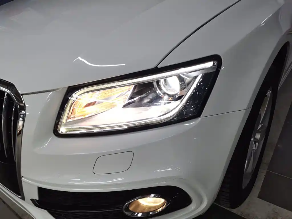 Audi Q5 2018 2017 Plus 40 TFSI Progressive
