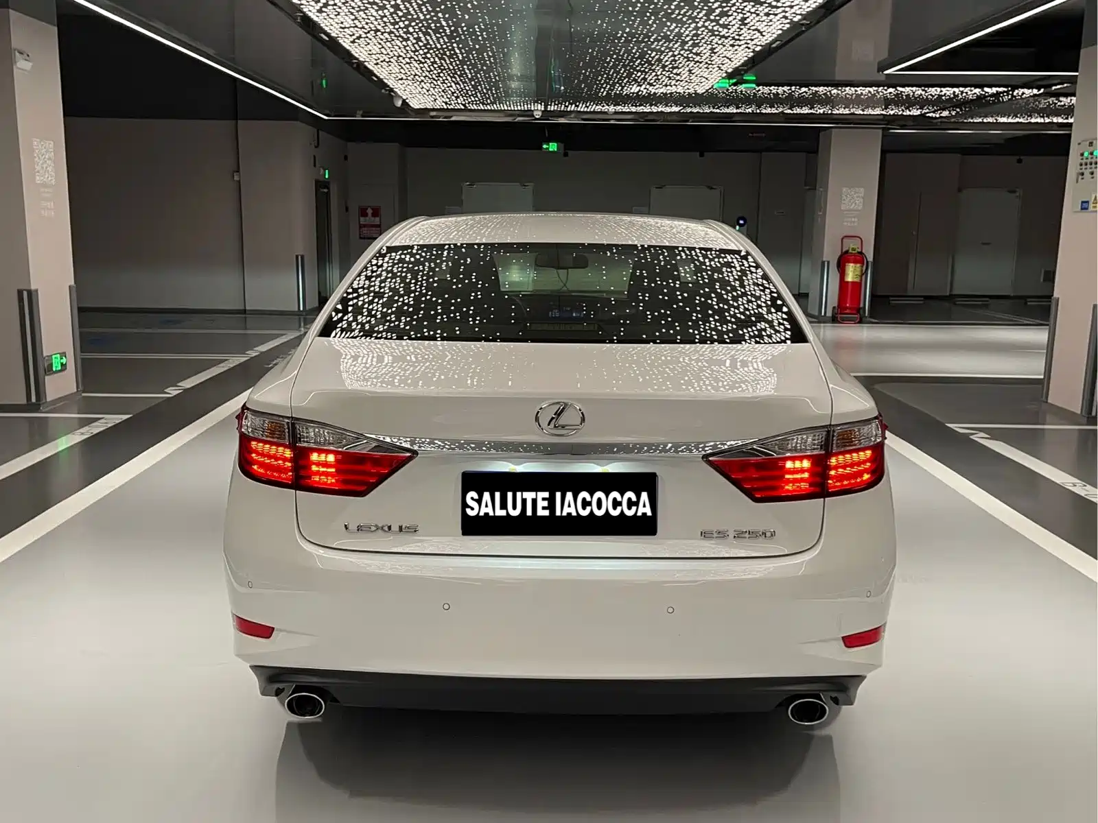 Фото 3 - Lexus ES