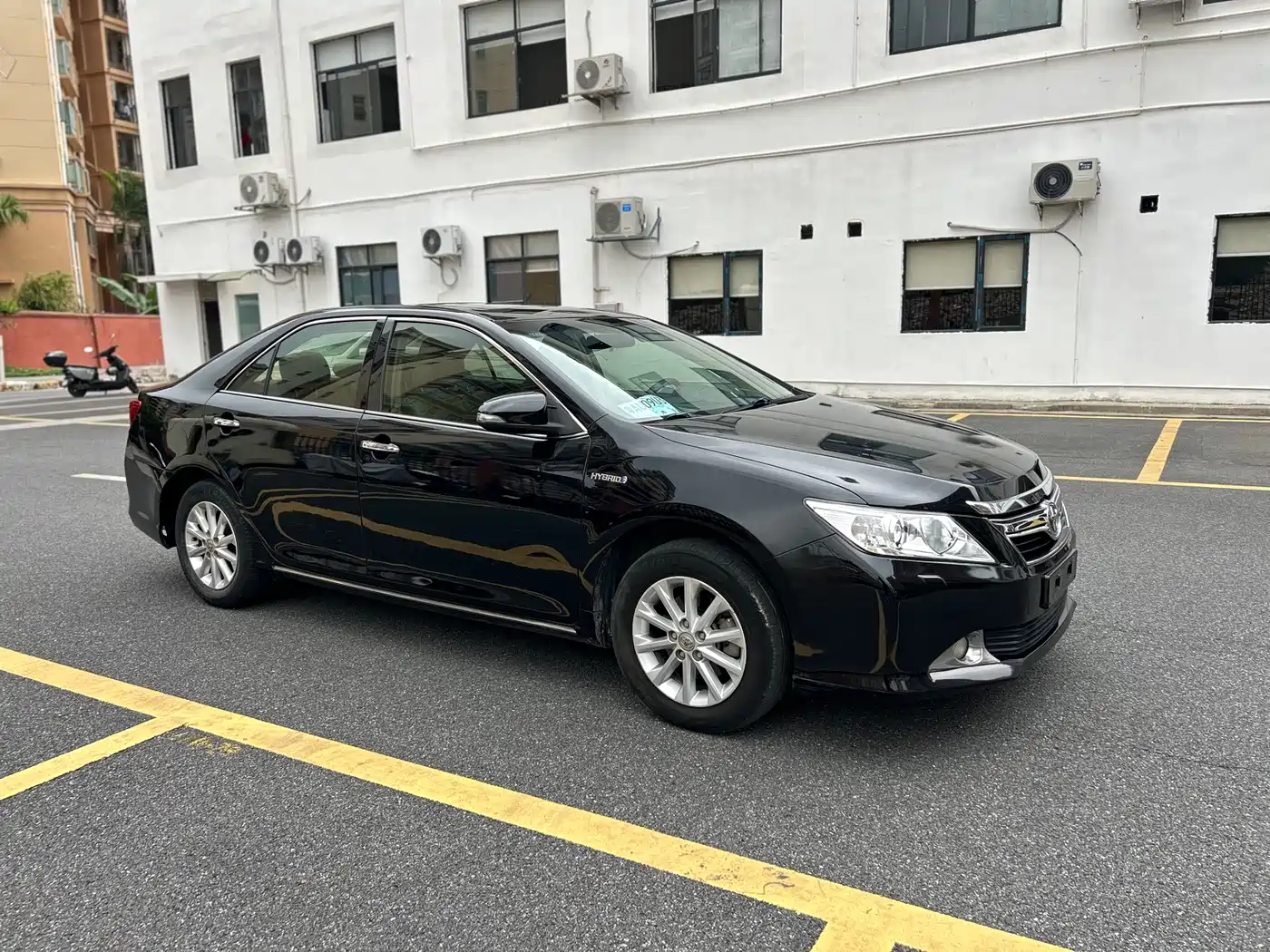 Toyota Camry 2012 ZunRui 2.5HV Premium Edition фото 2