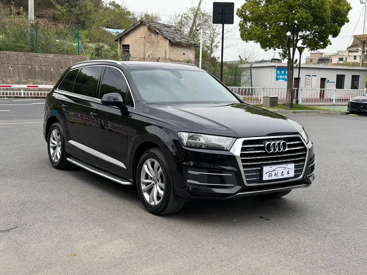 Audi Q7 2018 45 TFSI Technology фото 3