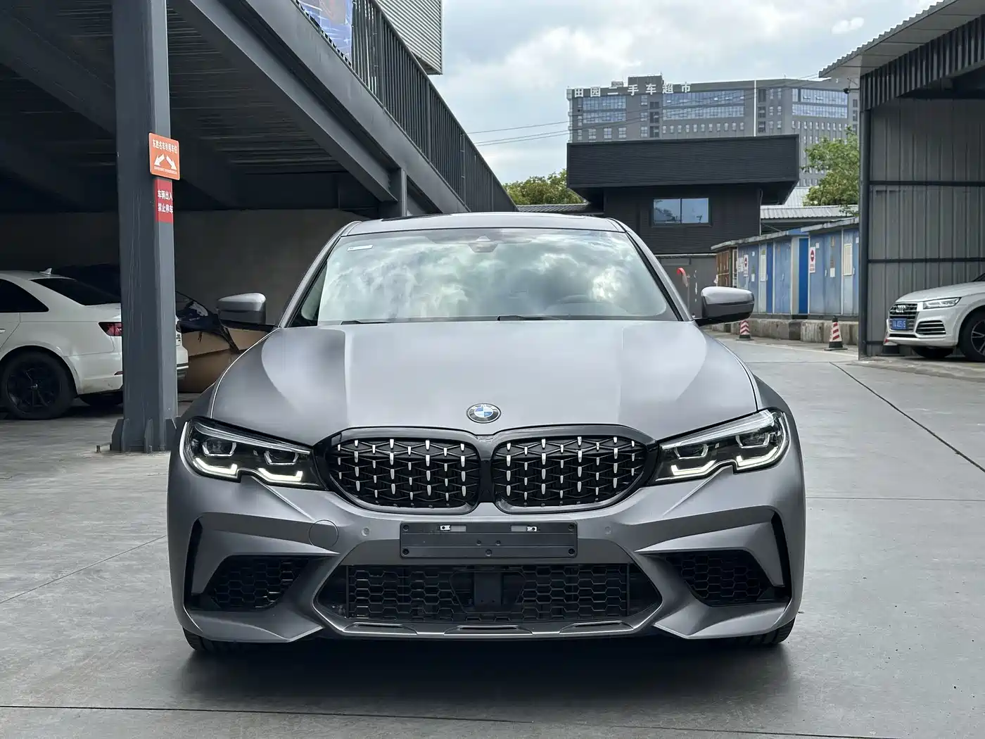BMW 3 Series 2021 325Li M Sport Package фото 2