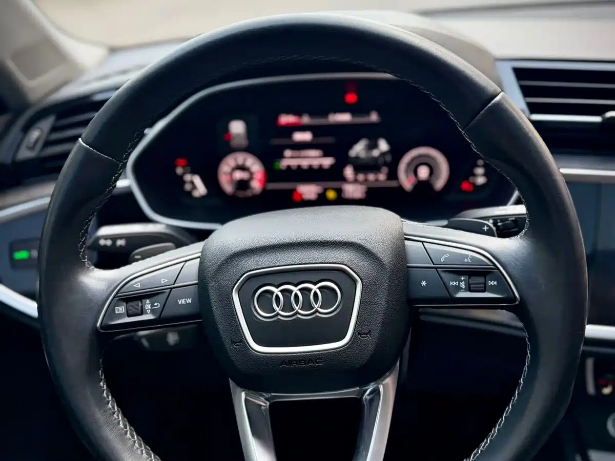 Audi Q3 2022 35 TFSI Fashion Dynamic фото 20