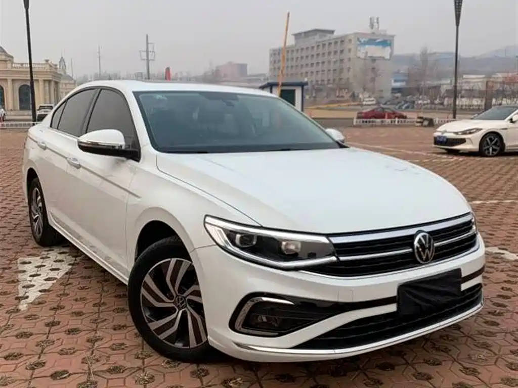 Volkswagen Bora 2023 200TSI DSG Smart Edition фото 3