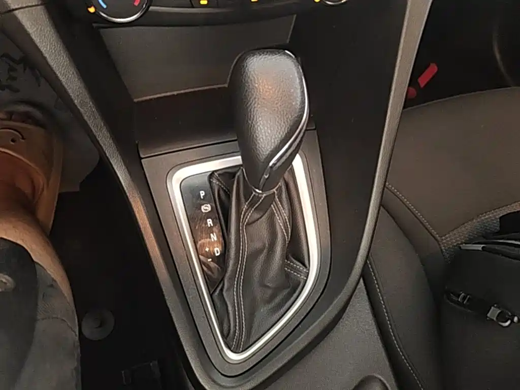 Фото 14 - Buick Excelle
