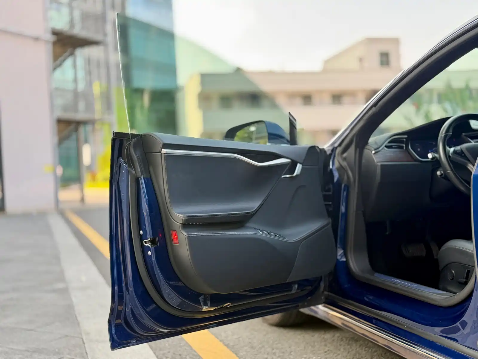 Фото 10 - Tesla Model S