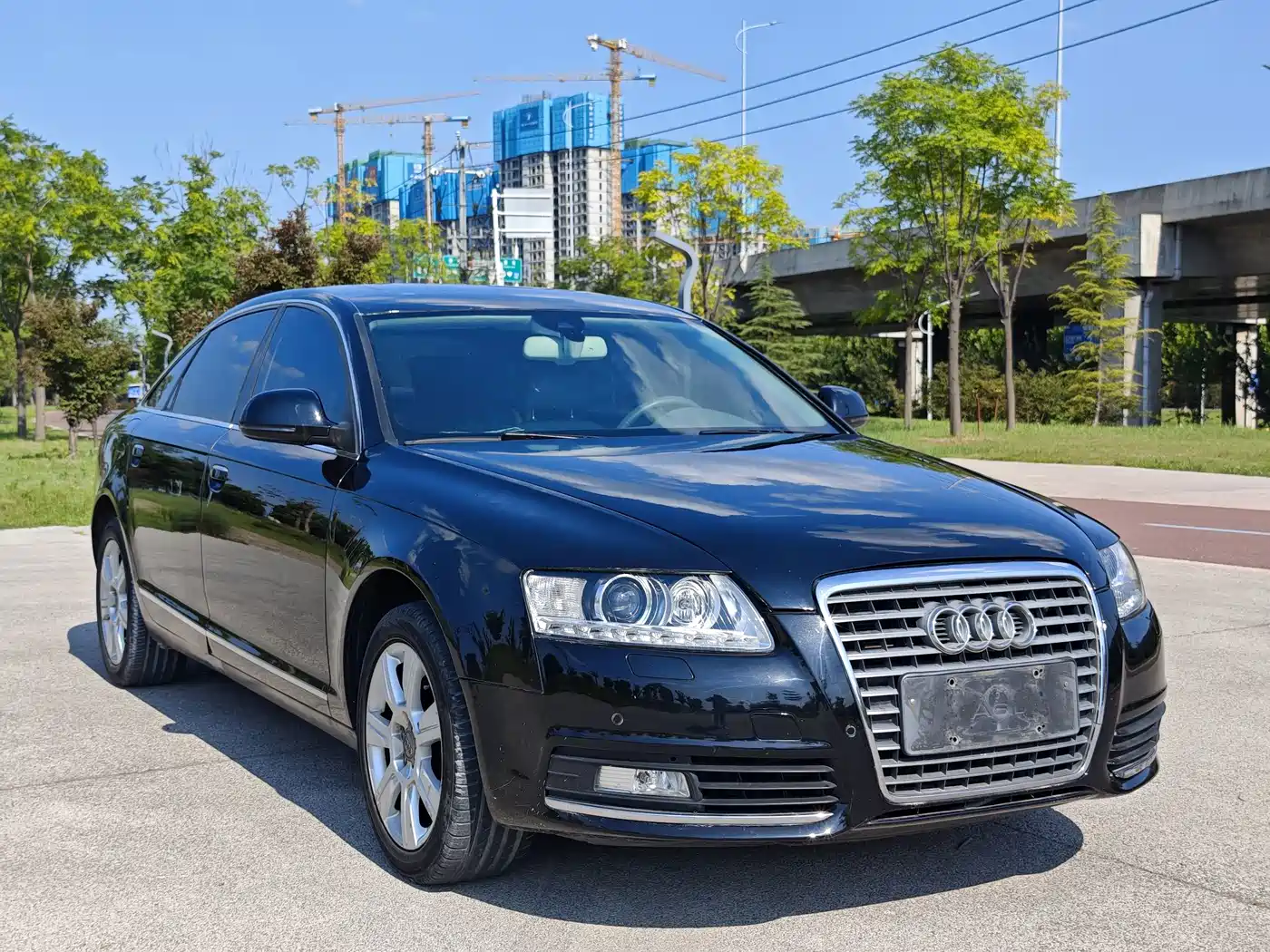Фото 3 - Audi A6L