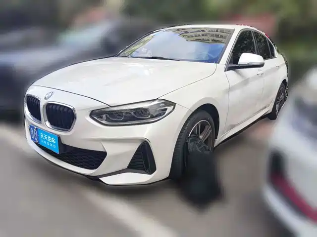 BMW 1 Series 2021 120i M Sport — фото 1