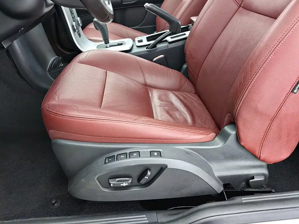 Volvo C30 2013 2013 2.0L Dynamic Edition