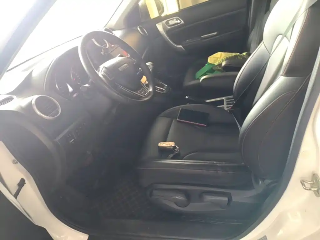 Photo 15 - Haval H6