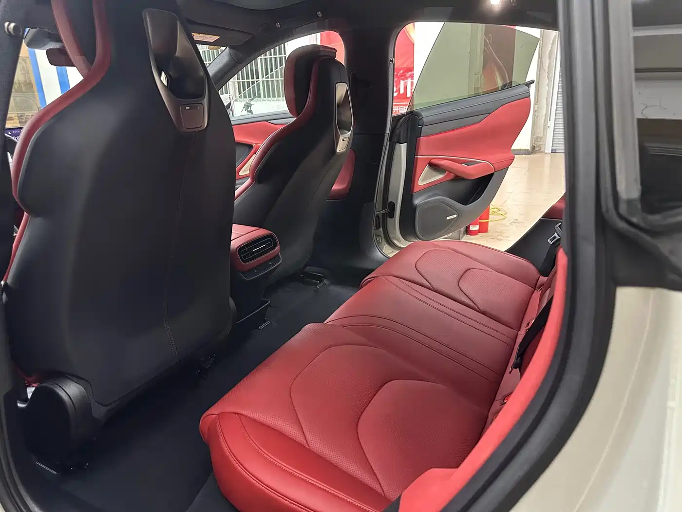 Xiaomi Auto Xiaomi SU7 2024 RWD Long Range Intelligent Driving Edition фото 9