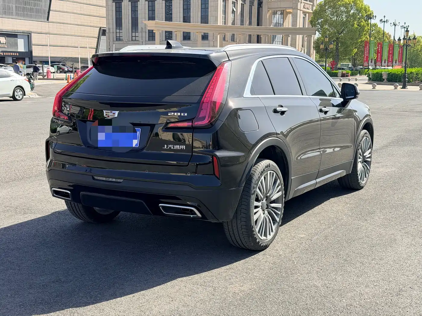 CADILLAC XT4