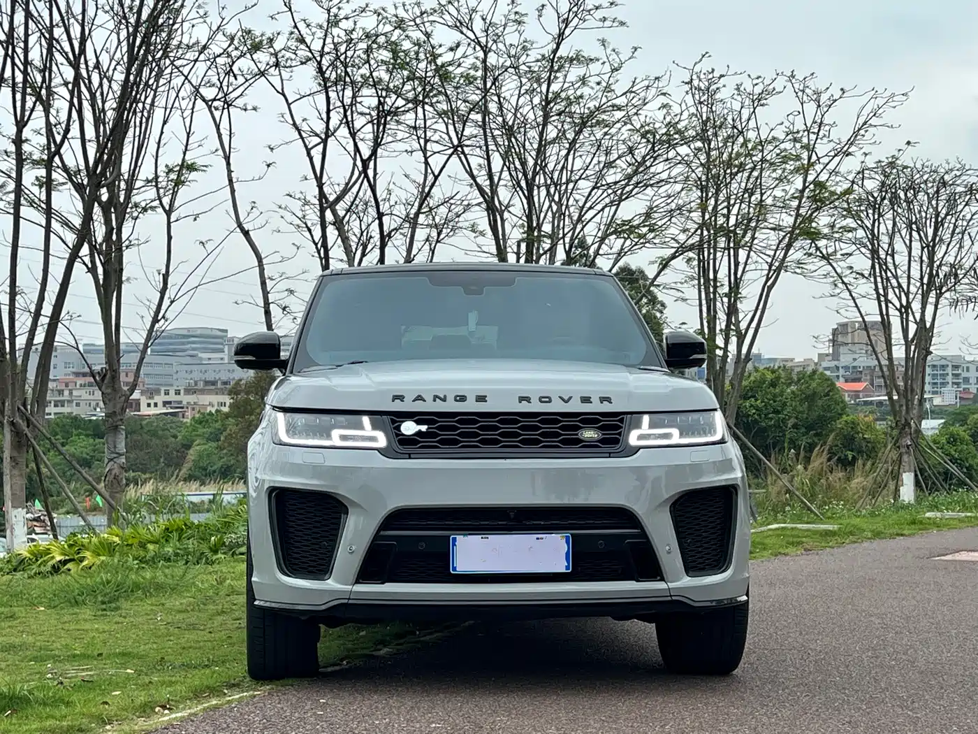 Land Rover Range Rover Sport фото 2