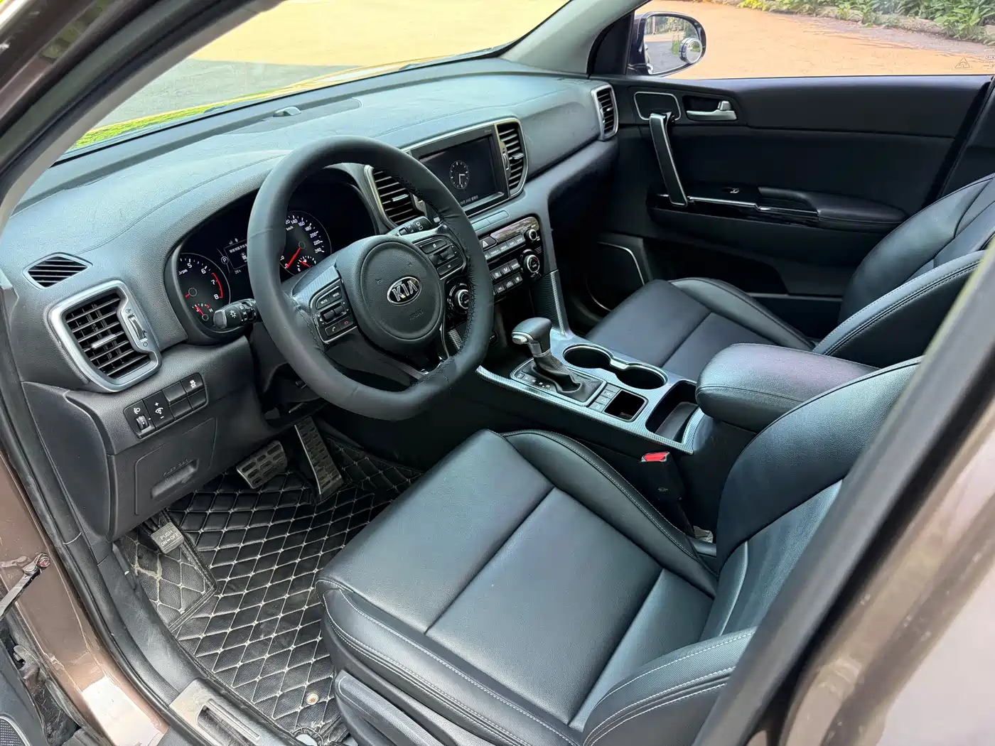 Kia KX5 2016 Model 1.6T Automatic 2WD DLX фото 18