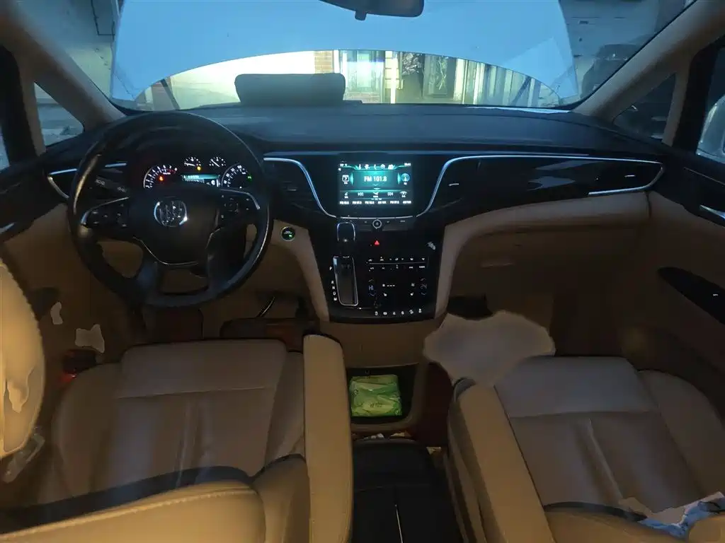 Buick GL8 2017 ES 28T Luxury China V фото 13