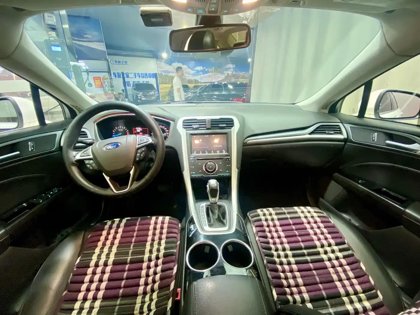 FORD MONDEO
