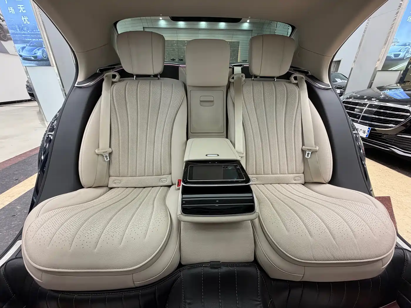 Mercedes-Benz S-Class 2023 Model S 400 L Luxury Edition фото 12