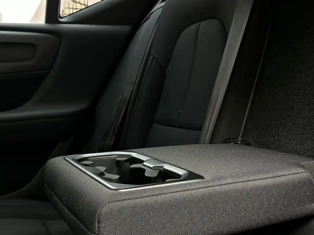 Volvo XC40 2021 2021 Model T4 AWD Smart Drive Fashion Edition