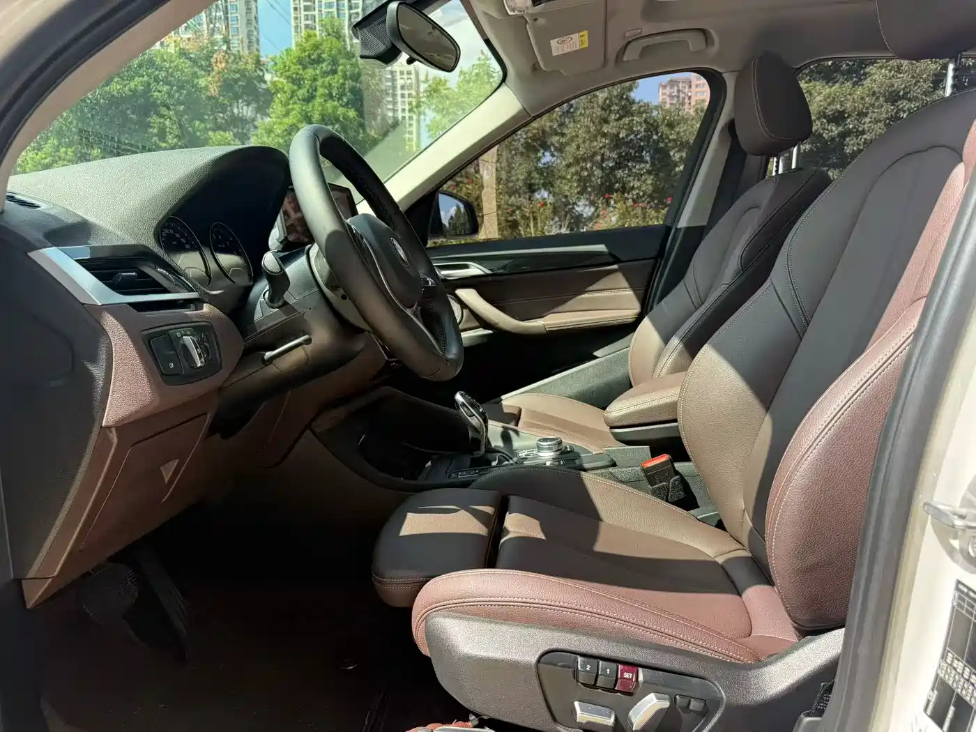 BMW X1 2021 sDrive20Li Fashion фото 4