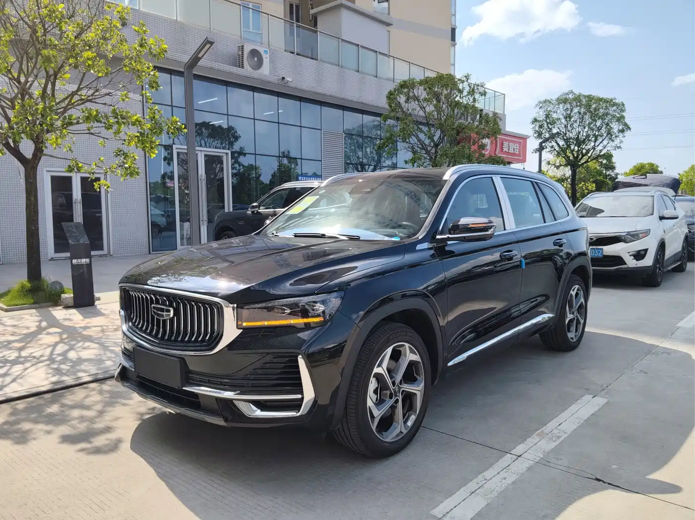 Geely Monjaro 2026 2026 2.0TD DCT Changfeng Mountain Crosser Edition