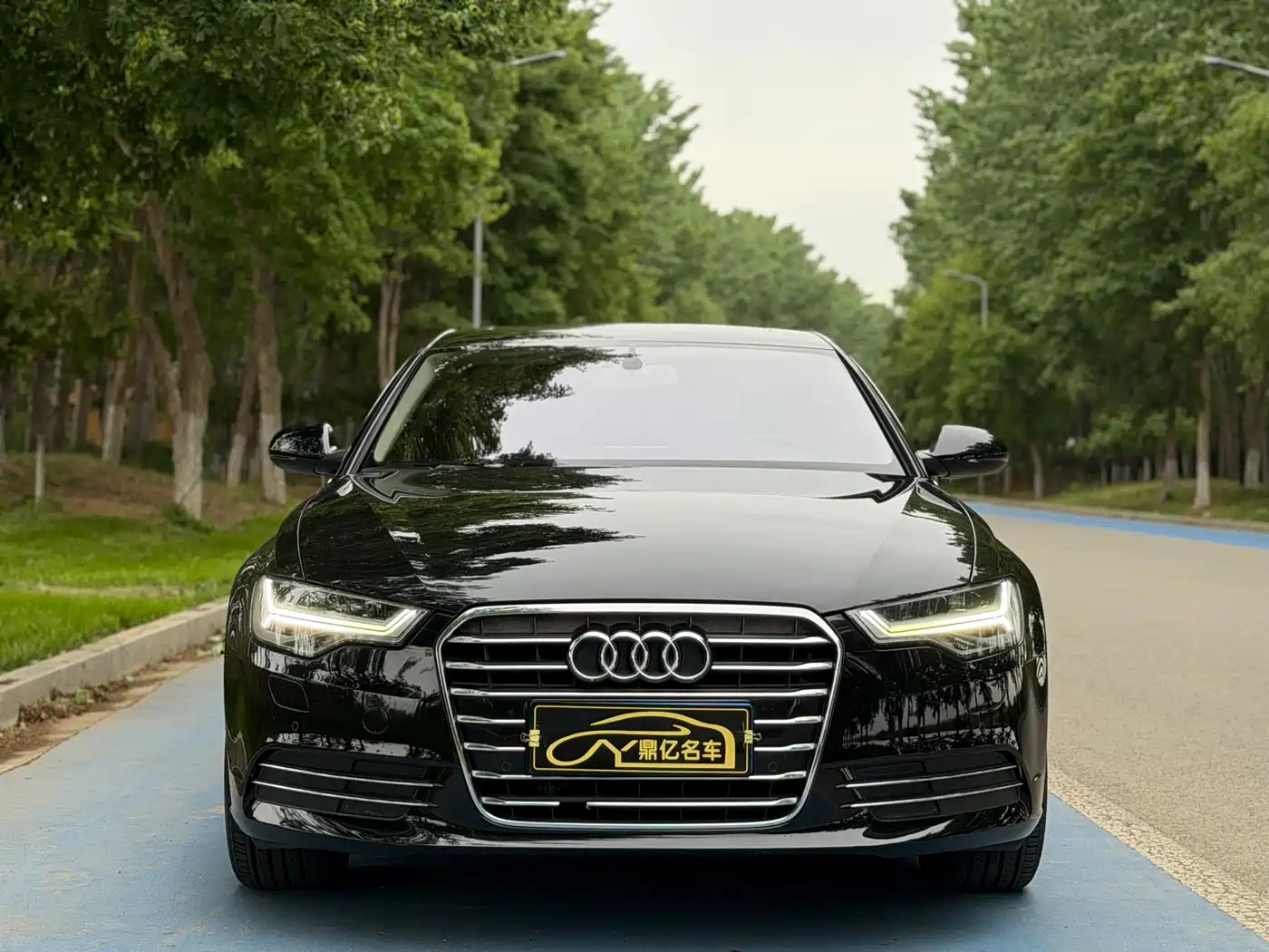 Audi A6L 2014 30 FSI Comfort фото 2