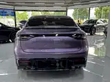 Photo 4 - Zhijie Luxeed R7