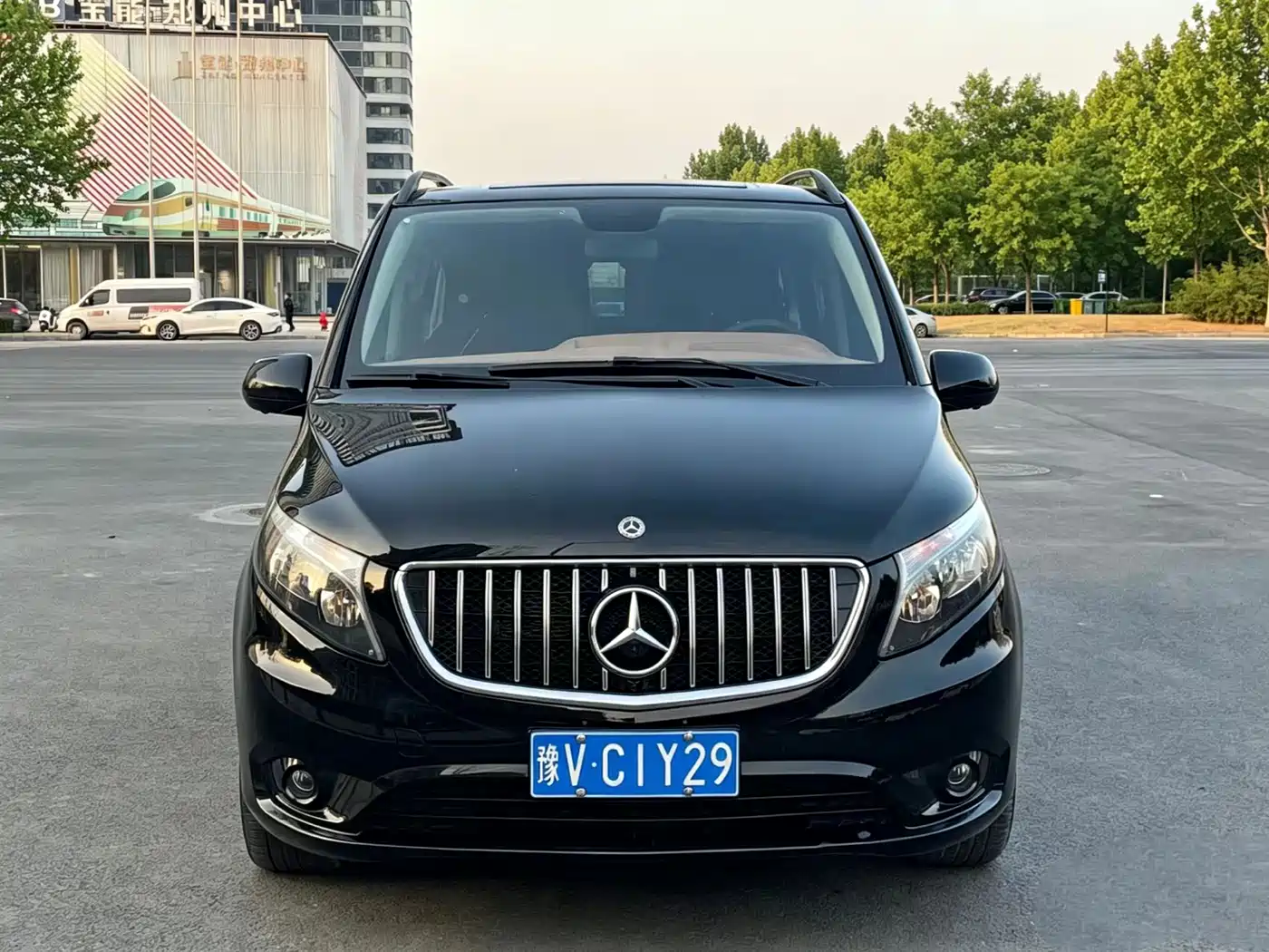 Mercedes-Benz Vito 2020 2.0T Elite Edition (7-seater) фото 2