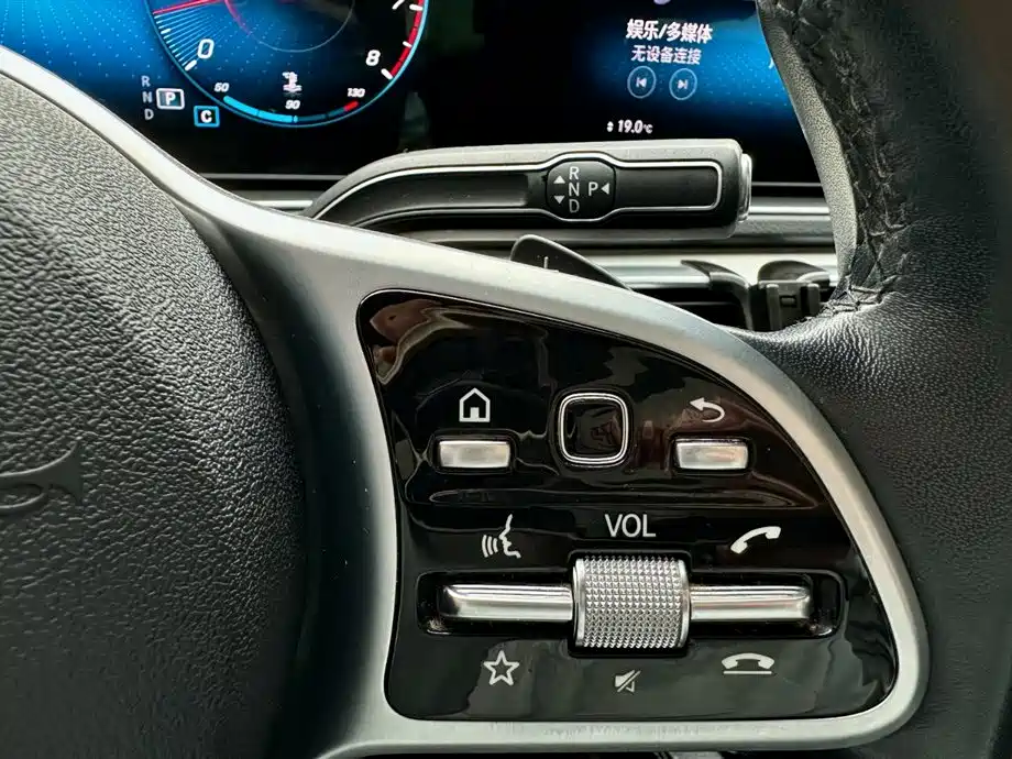 Mercedes-Benz GLE Coupe 2020 GLE 350 4MATIC Coupe SUV Fashion фото 21
