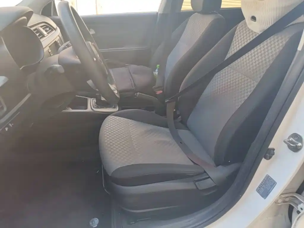 Kia K2 2017 2017 Sedan 1.4L AT GLS