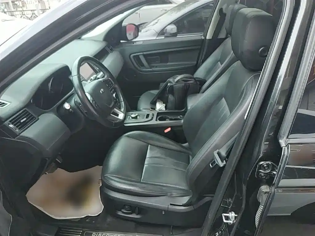 Land Rover Discovery Sport 2018 240PS SE Edition фото 15