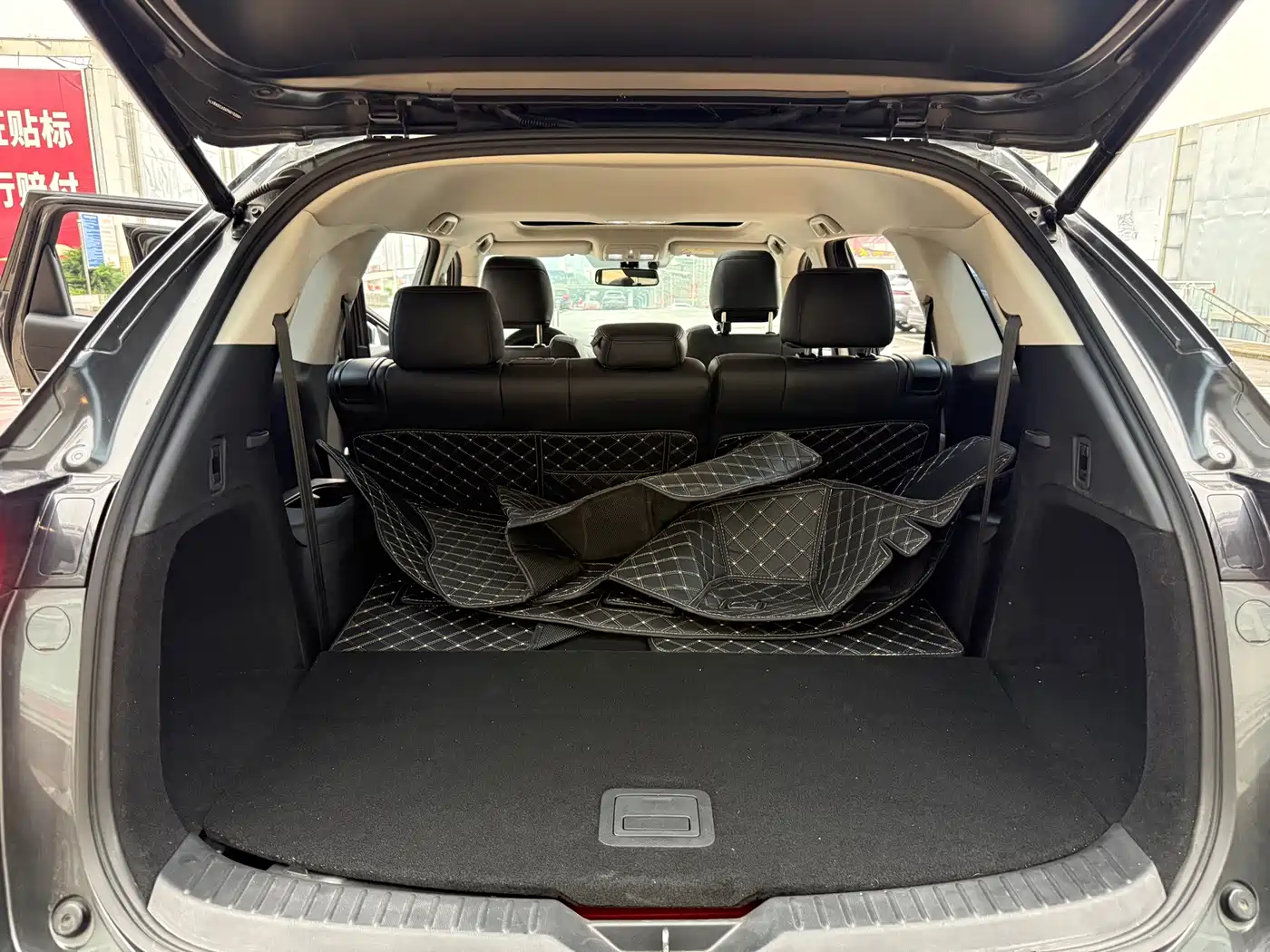 Mazda CX-8 2023 2019 2.5L AWD Premium Model