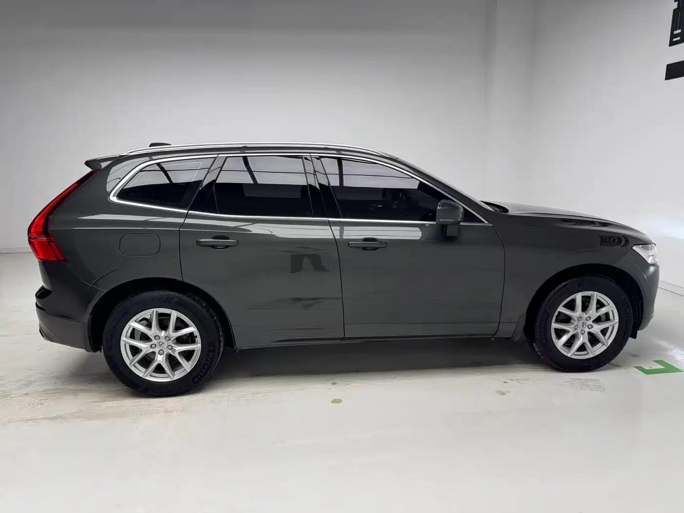 Фото 7 - Volvo XC60
