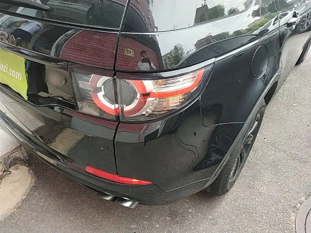 Land Rover Discovery Sport 2018 240PS SE Edition фото 8