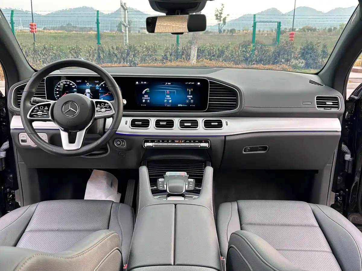 MERCEDES-BENZ GLE COUPE