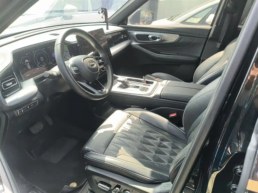 GAC Trumpchi Trumpchi GS8 2022 Pilot Series 2.0TGDI 2WD Luxury Smart Connect Edition (7-Seater) фото 15