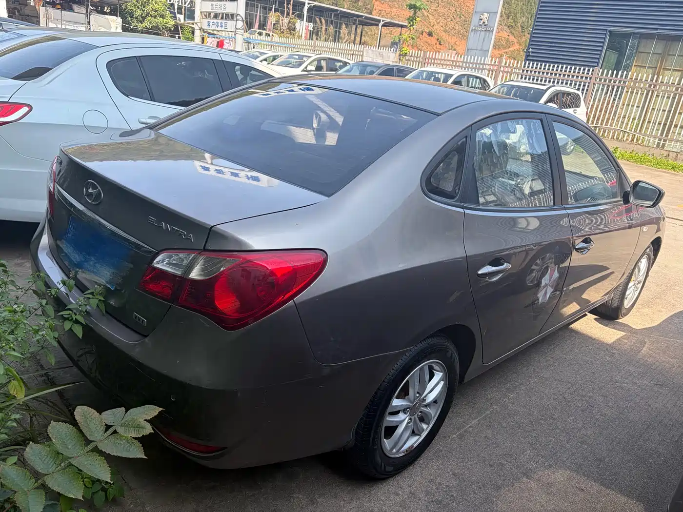 Hyundai Elantra 2011 1.6L Automatic Comfort фото 10
