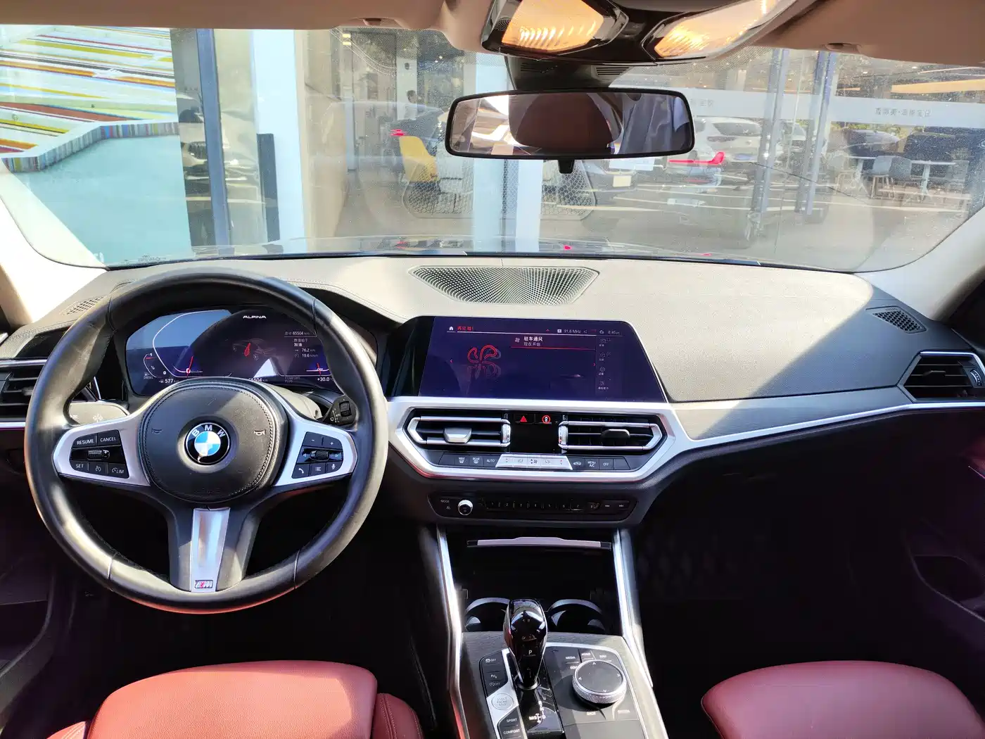 BMW 3 Series 2022 325i M Sport Package фото 10