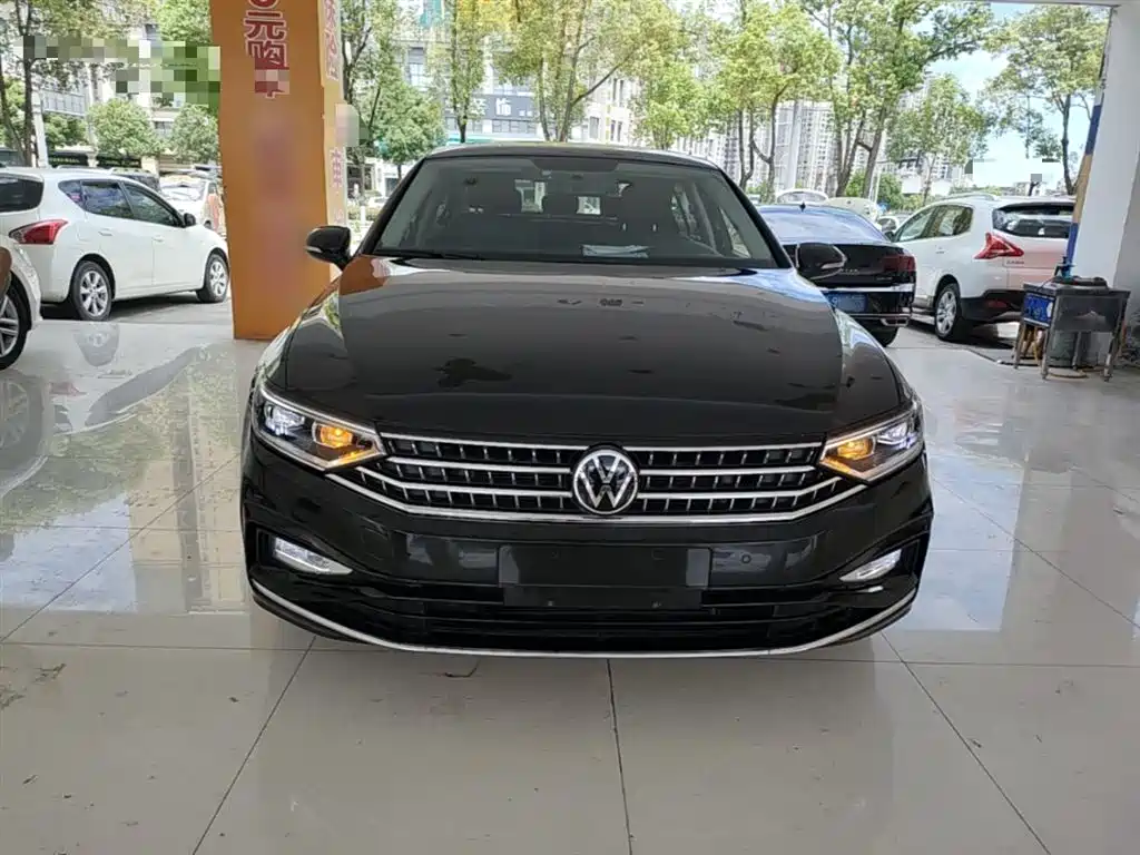 Volkswagen Magotan 2023 2 Million Units Commemorative Edition 280TSI DSG Comfort фото 3