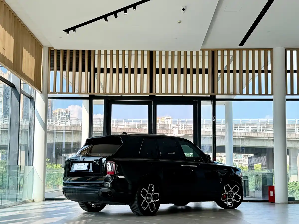 Rolls-Royce Cullinan 2020 2018 4-Seater Version