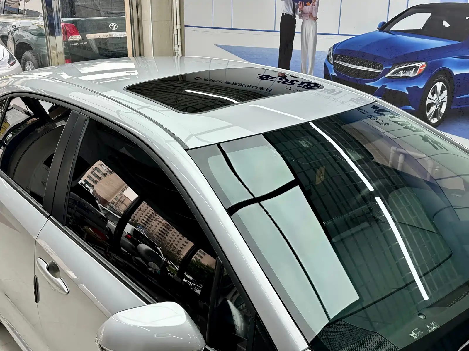 Фото 7 - Toyota Corolla