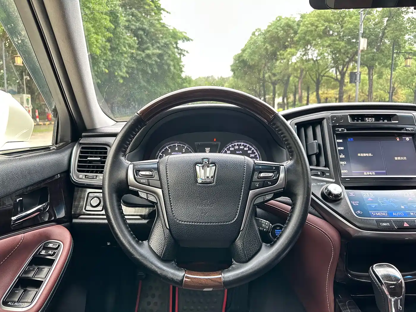 Toyota Crown 2017 2.0T Sport Edition фото 9