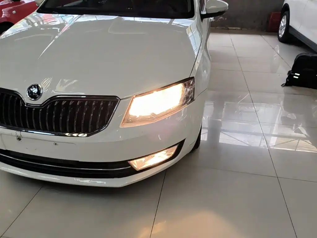 Škoda Octavia 2015 1.6L Automatic逸俊版 фото 24