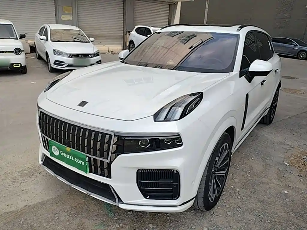 Lynk & Co 09 EM-P 2023