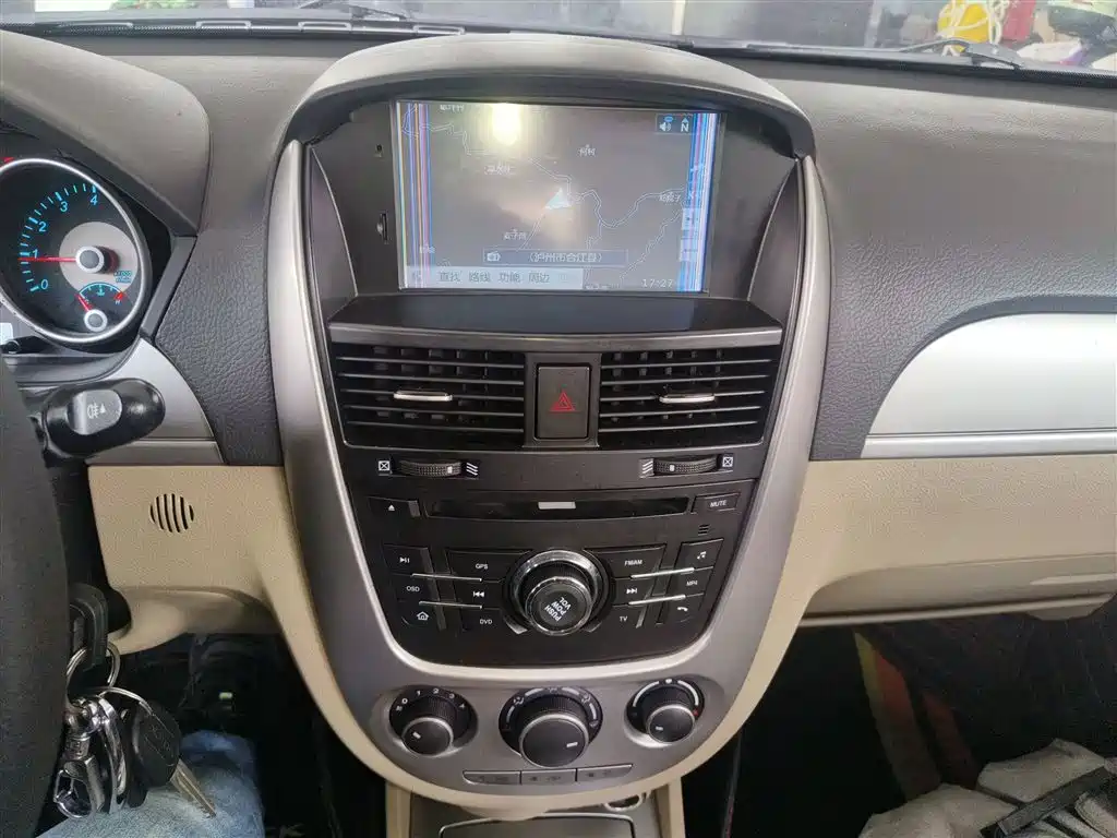 Buick Excelle 2013 1.5L Automatic Classic фото 13