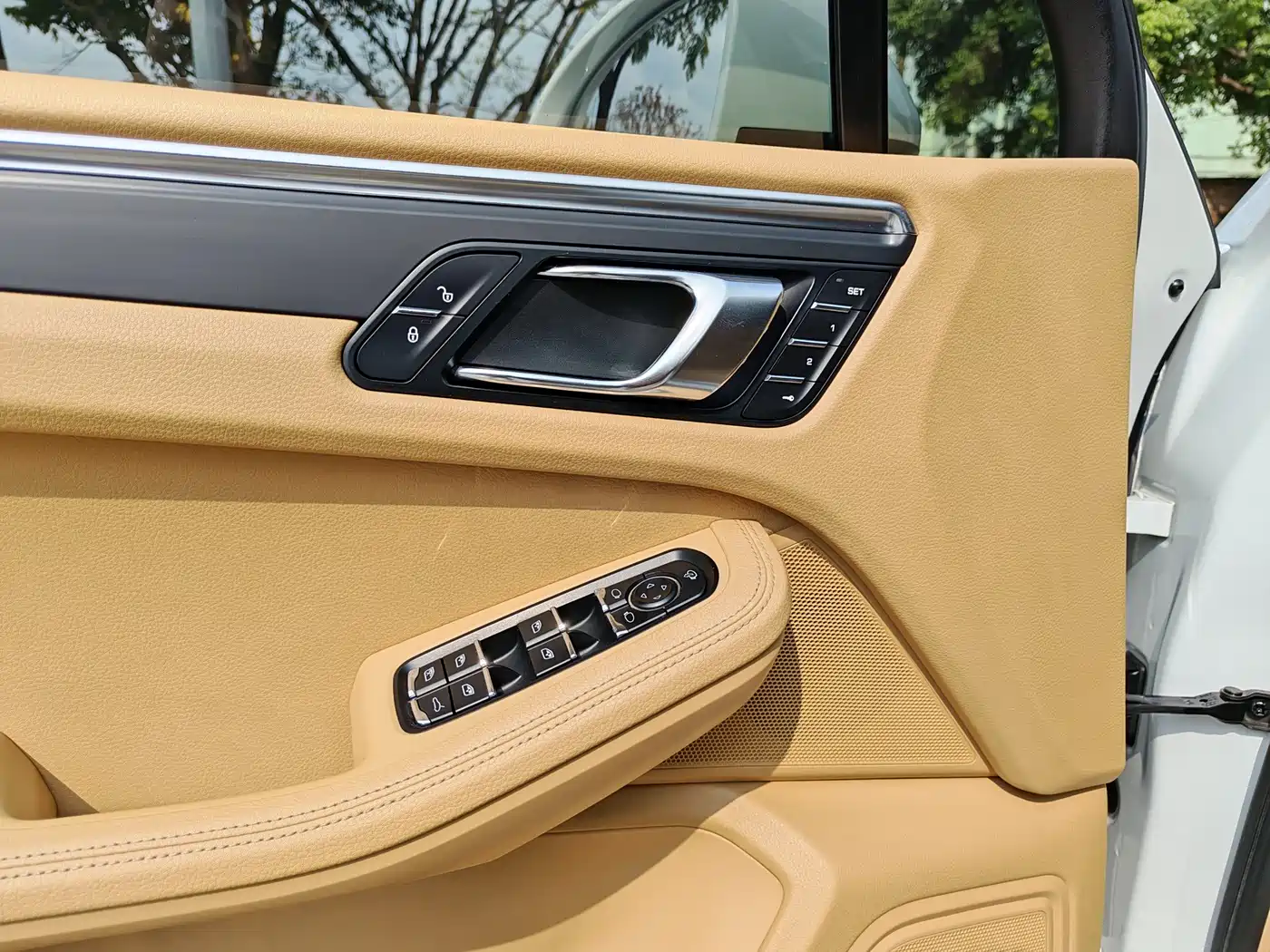 Porsche Macan 2016 Macan 2.0T фото 9