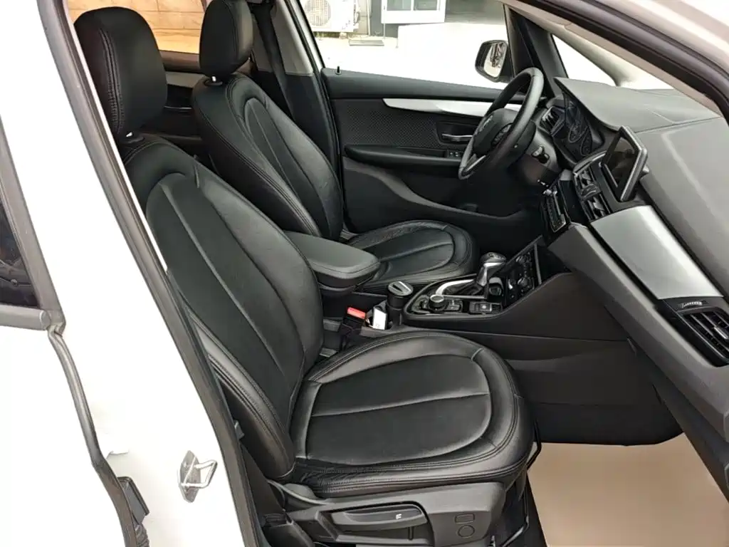 BMW 2 Series Touring 2016 2016 218i Leading