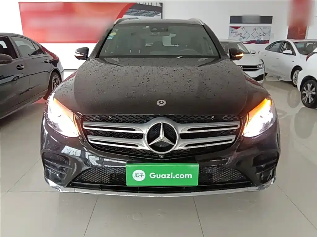 Mercedes-Benz GLC 2017 GLC 260 4MATIC Luxury фото 3