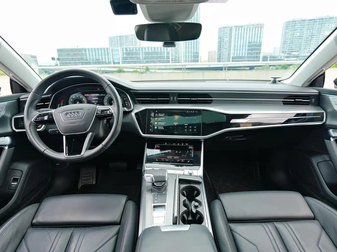 Audi A7 2023 Model 45 TFSI Premium Selection Edition фото 4